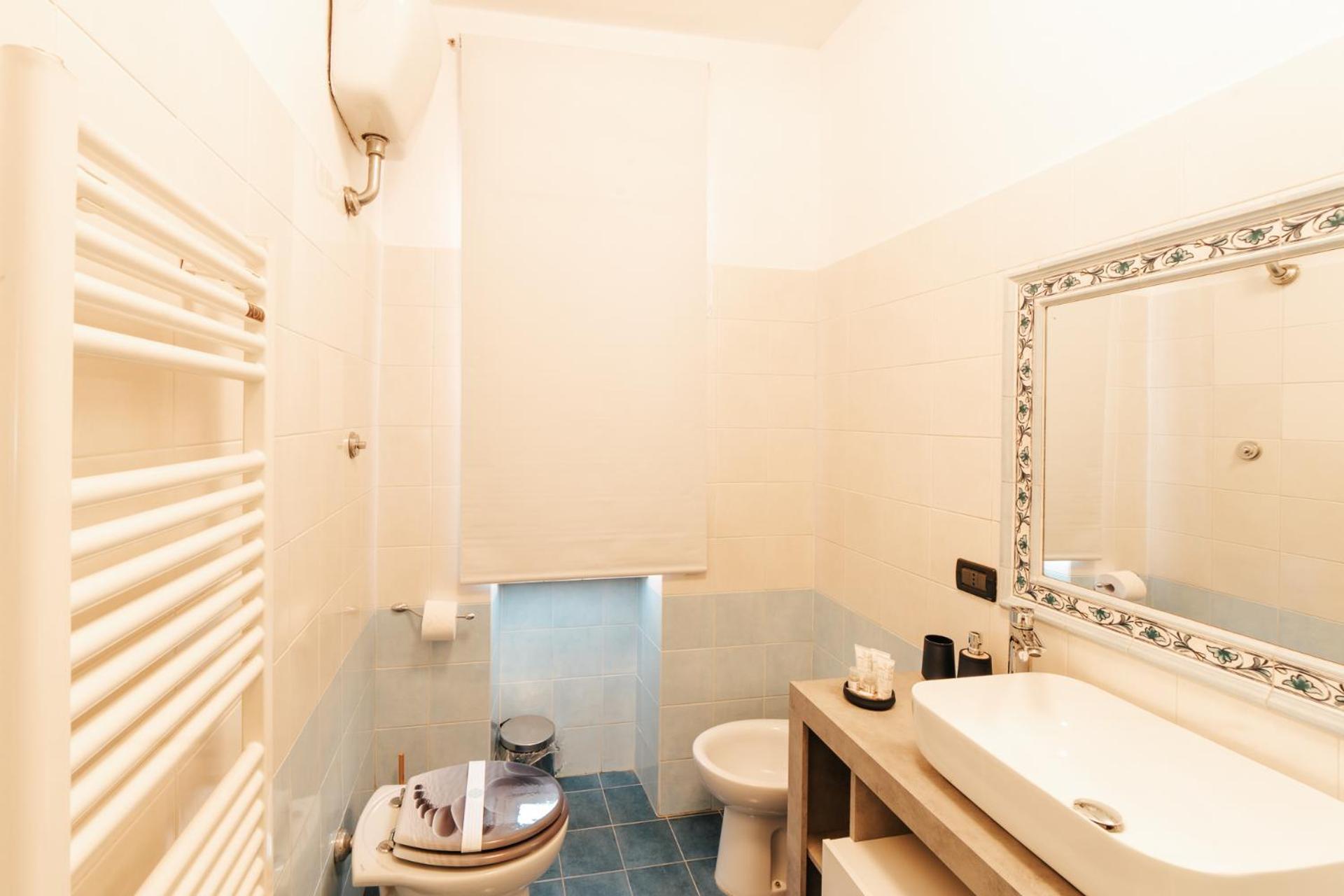 Апартаменти Cr32 Tourist Accomodation Чивітавекк'я Екстер'єр фото